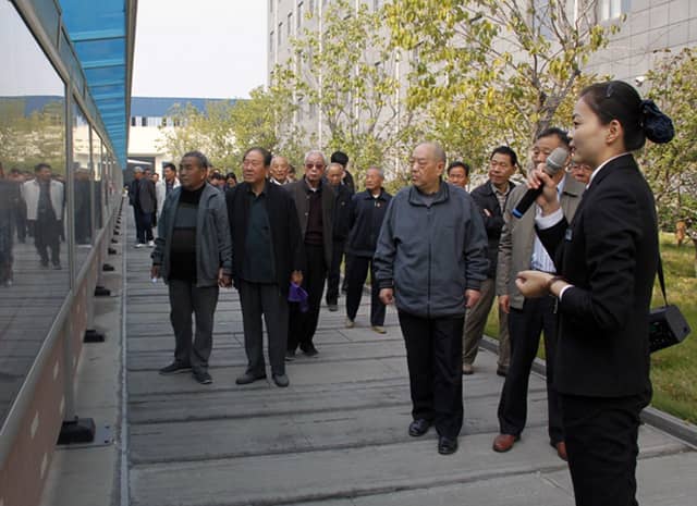 兗州區(qū)人大、政協(xié)領導蒞臨天意機械參觀考察