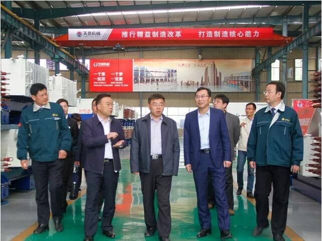 區(qū)委常委、區(qū)紀(jì)委書記、區(qū)監(jiān)委主任王慶峰調(diào)研天意機(jī)械