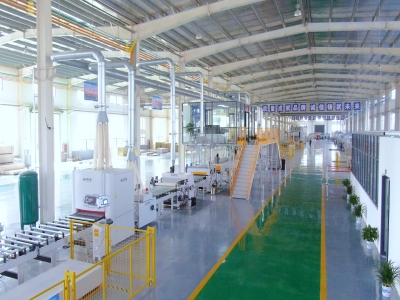 外墻保溫一體板生產(chǎn)線廠家：天意機(jī)械設(shè)備開啟建筑保溫裝飾體驗(yàn)