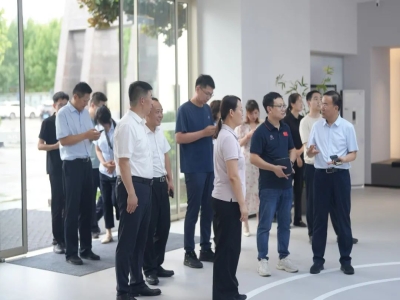 綠色建材產(chǎn)業(yè)鏈融鏈固鏈再發(fā)力！哈工大王代玉教授一行蒞臨天意機(jī)械、卓越精工考察調(diào)研